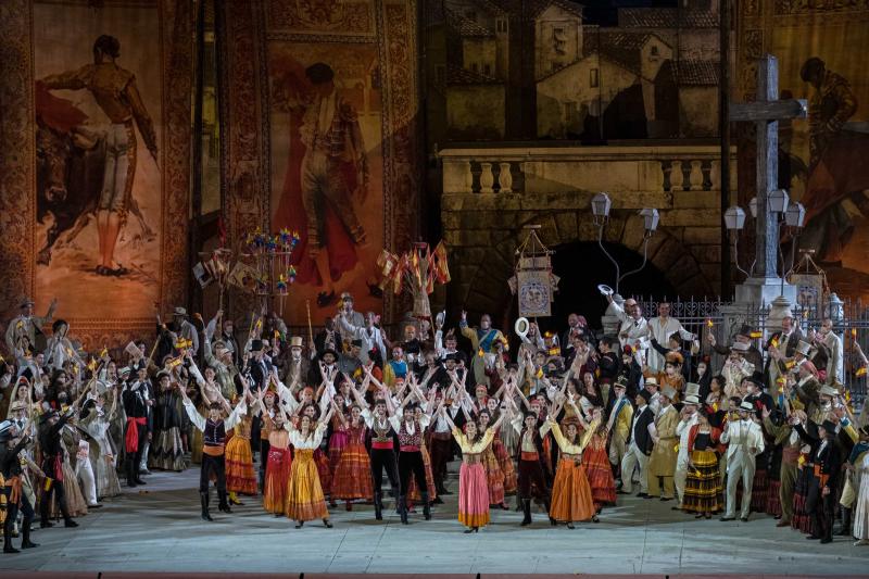 La Carmen colossal di Zeffirelli seduce l’Arena di Verona